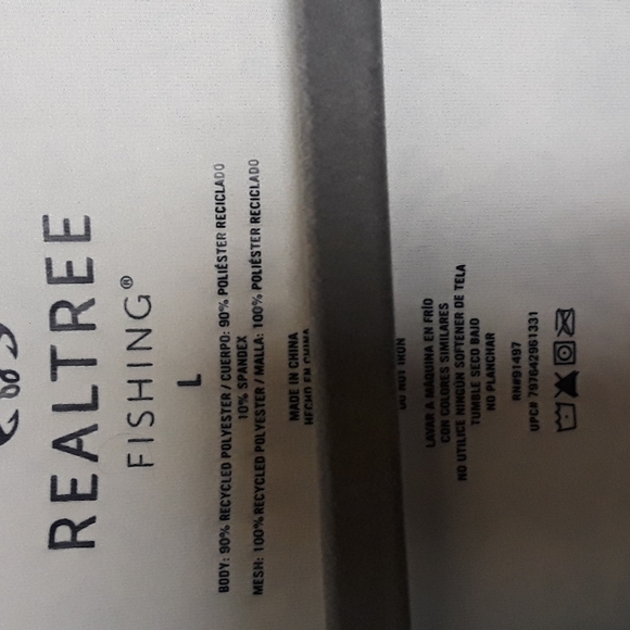 SALE Realtree fishing men L/ BUNDLE ONLY - Picture 4 of 9